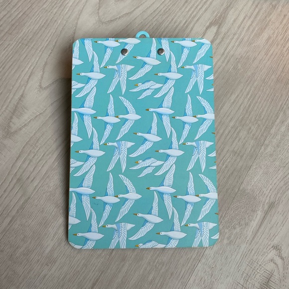 5/$10 Small Clipboard with Birds and Brave Mantra - Picture 2 of 6